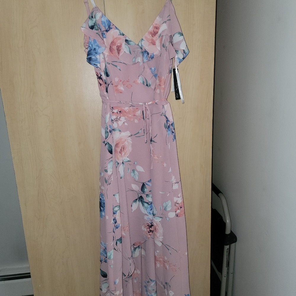 NWT! Flower Strapped HiLo Dress